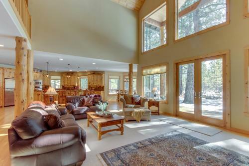 Black Butte Manor Bordering Forest