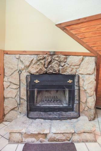 A-frame #12 - Hocking Hills Home