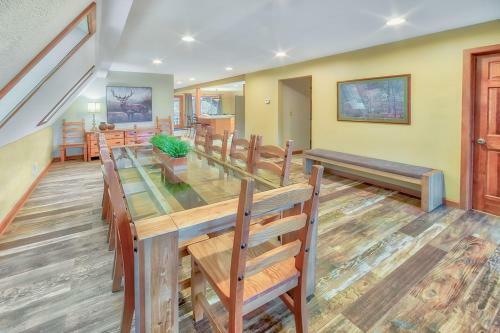 Fallswood Lodge - Hocking Hills Home