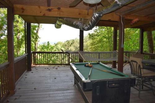 Cr`s_mountain_retreat