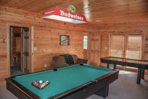 Paradise Lodge
