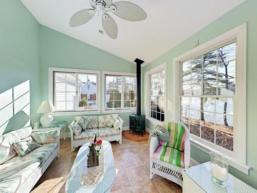 7 Apple Hill Lane Home