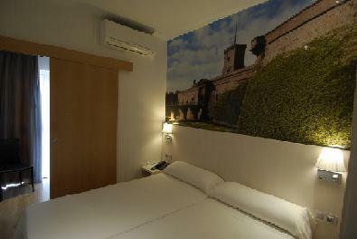 Hotel Transit