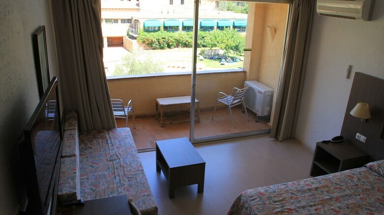 Hotel Rvhotels Golf Costa Brava
