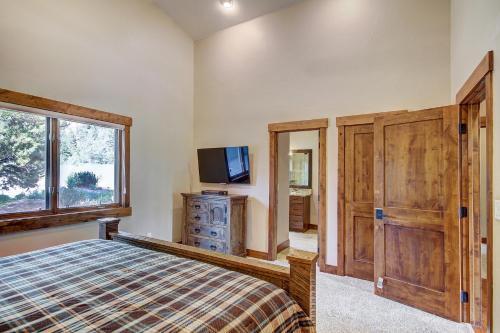 Swan River Retreat Home