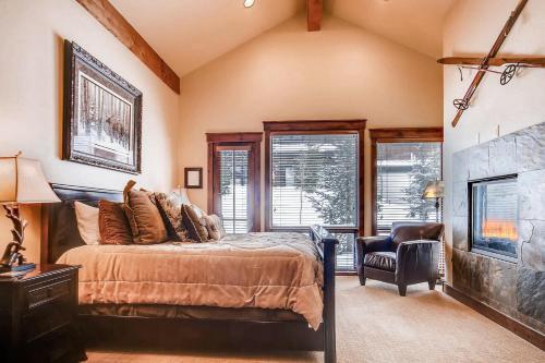 308 Shores Lane Home