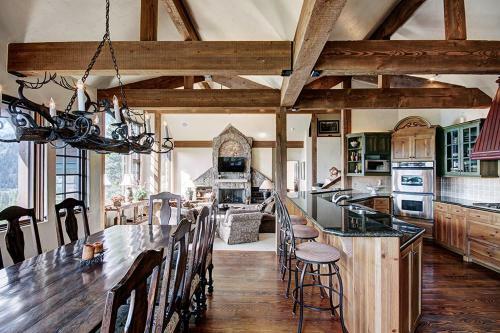 Biggs Bluff Home
