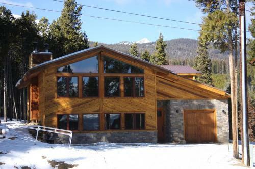 The Flurry Lodge