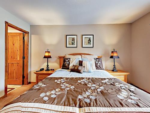 43 Snowflake Drive Townhouse Unit D-11