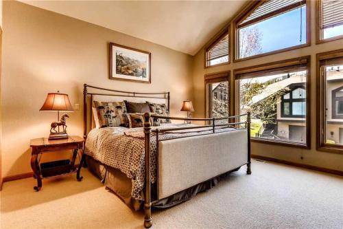 One Breckenridge Place #6 Townhouse