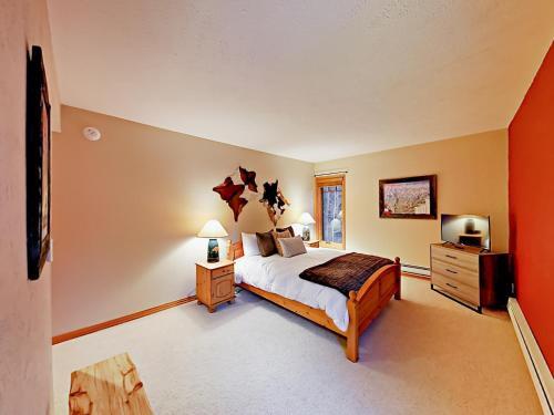Apartamento 800 Columbine Road Condo Unit B9