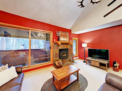 Apartamento 800 Columbine Road Condo Unit B9