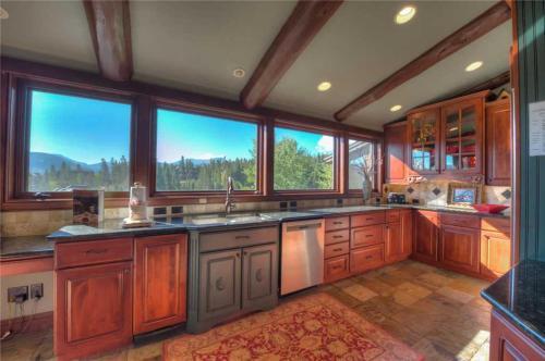 Tyra Summit Townhome #935