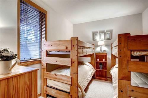 White Wolf #1648 Townhouse