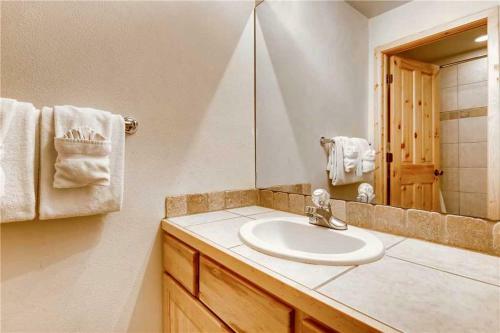 Twin Elk Lodge #a1