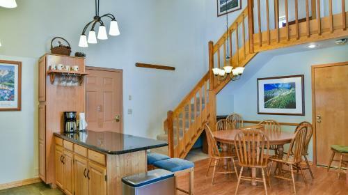 Tyra Aspen Two Bedroom Condo