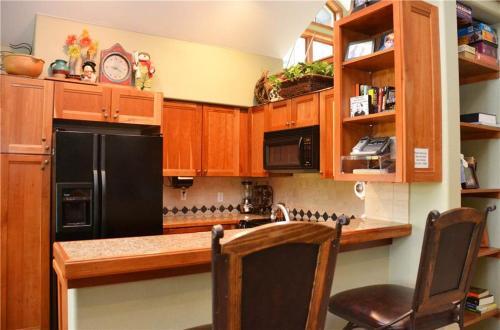 Los Pinos Townhomes Unit B24