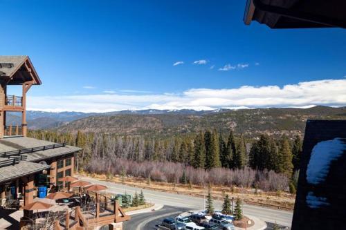 Ski-in/ski-out Condo Crystal Peak #4