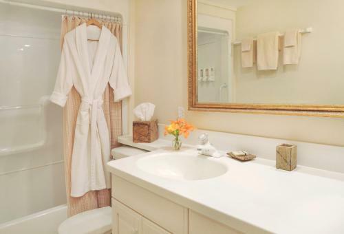 1795 Acorn Inn Bed And Breakfast