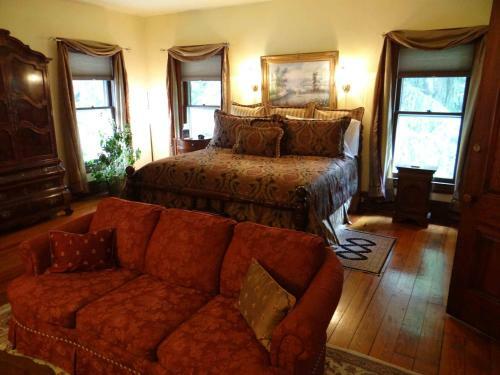 Bed & Breakfast Engadine Inn And Cabins