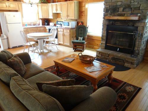 Bed & Breakfast Engadine Inn And Cabins