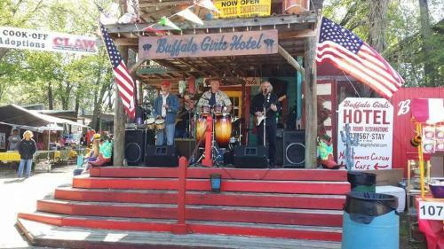 The Buffalo Girls Hotel