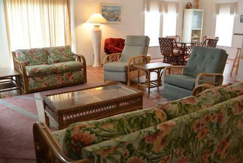 Camelot Home