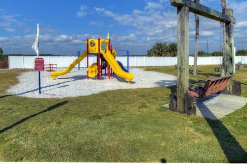 Pinnacle Port C1-203