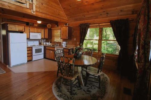 A Tree House For 2