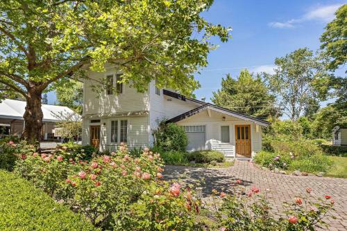 Bed & Breakfast The Willows Inn