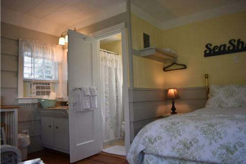Hathaways Guest Cottages