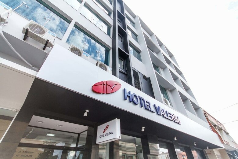 Hotel Valerim Itaja�