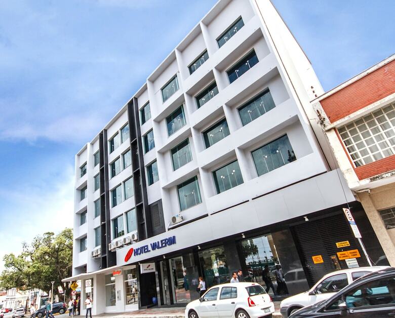 Hotel Valerim Itaja�
