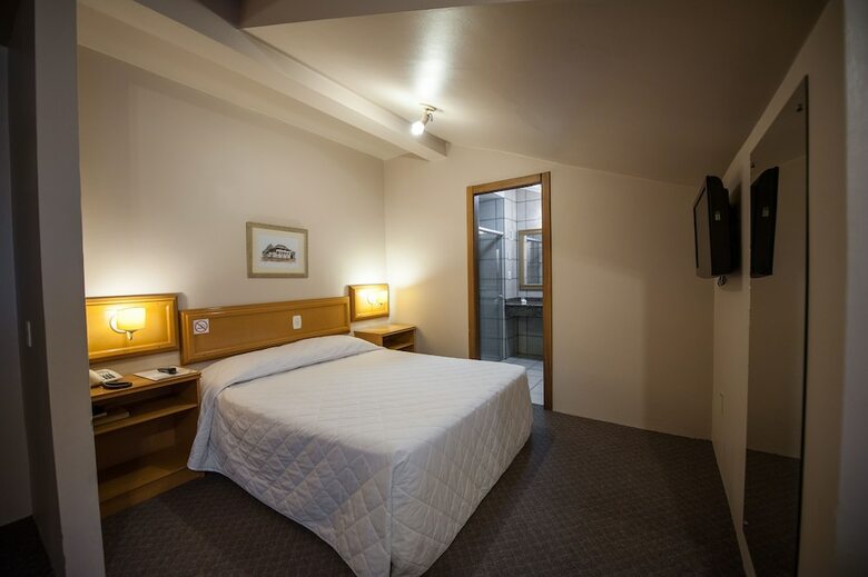 Farina Park Hotel