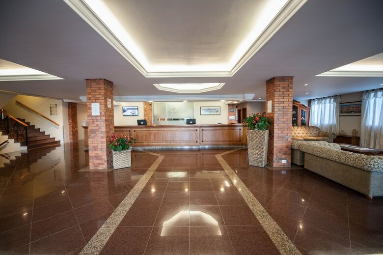 Farina Park Hotel
