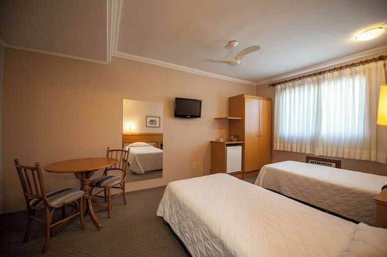 Farina Park Hotel