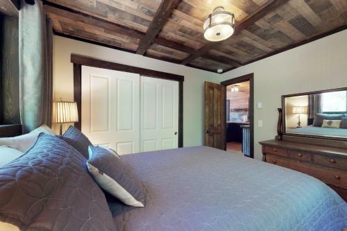River Road Retreat