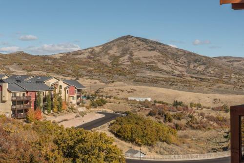 Apartamento Deer Park Condo #303