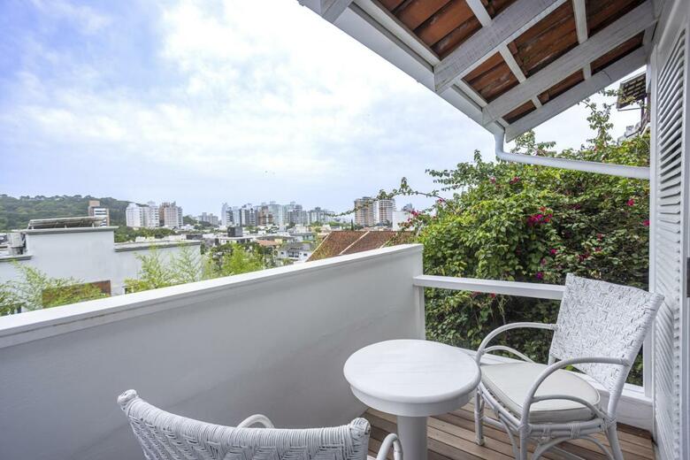 Hostal Felissimo Exclusive Hotel