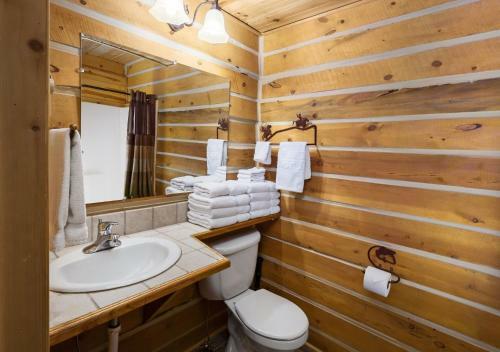 Hotel Rock Crest Lodge & Cabins