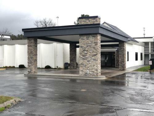 Hotel Baymont By Wyndham Dalton
