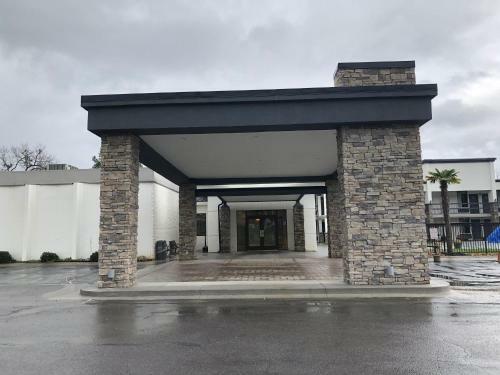 Hotel Baymont By Wyndham Dalton