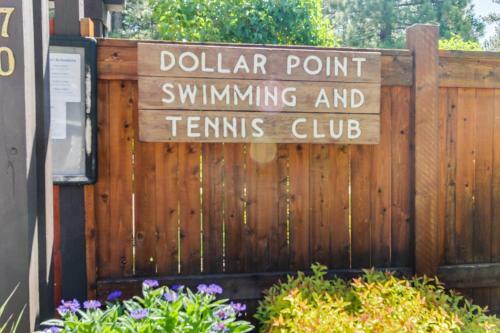 Dollar Point A-frame Escape