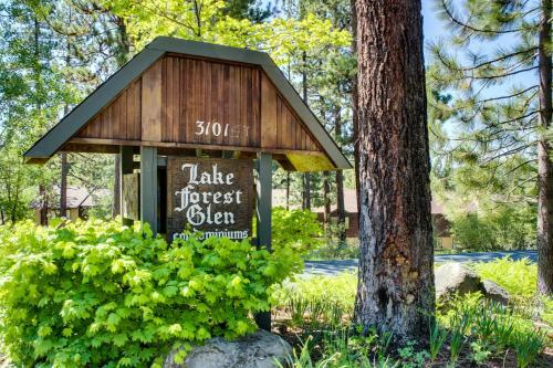 Crystal Waters Townhome