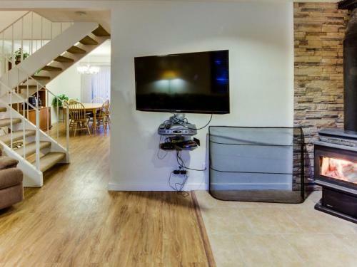 Crystal Waters Townhome