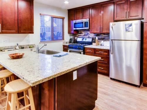 Crystal Waters Townhome