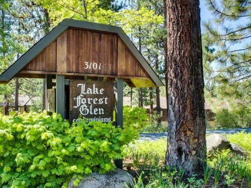 Lake Forest Lagoon