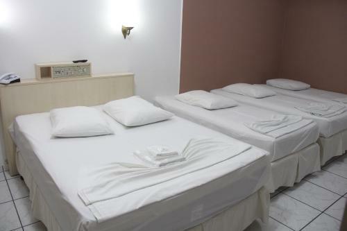 Oasis Chartouni Hotel