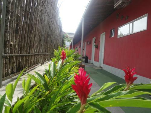 Hostal Pousada Para�so Dos Guar�s