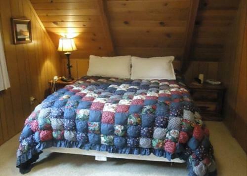 Hicks Tree Fort-3 Bedroom Cabin